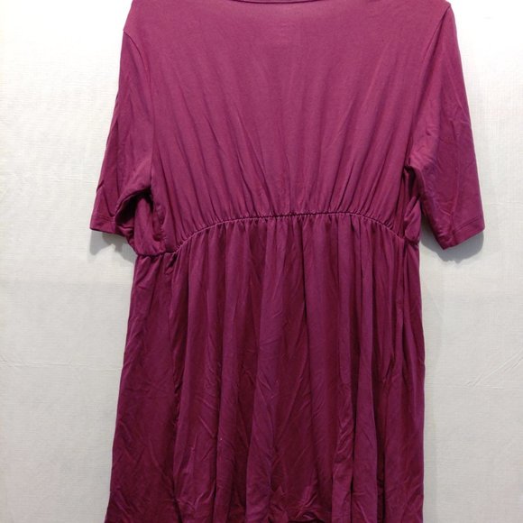 NWT - XXL Berry Elbow Sleeve Nursing Maternity Shirt - Ingrid & Isabel - Picture 4 of 5